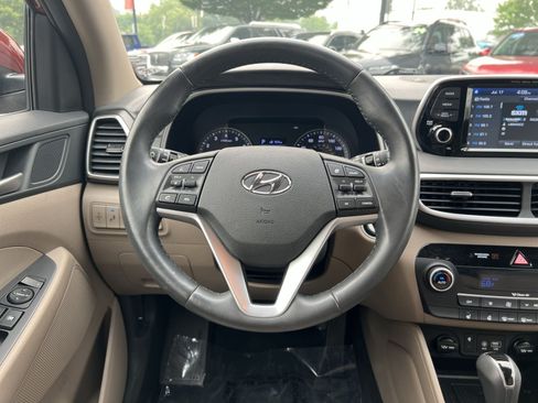 Used 2019 Hyundai Tucson Limited AWD/4WD image 16