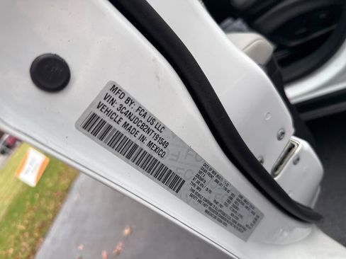 Certified 2022 Jeep Compass Limited image 36