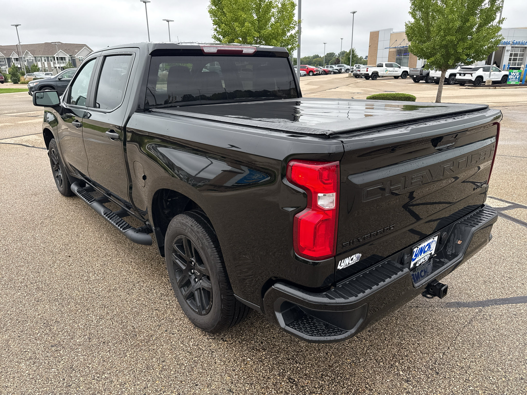 Used 2021 Chevrolet Silverado 1500 Custom w/ Rally Edition AWD/4WD image 3