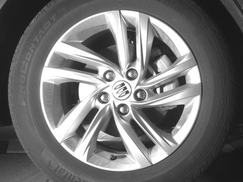 Used 2025 Buick Envista Preferred FWD image 16