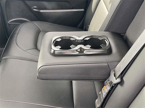 Certified 2022 Chevrolet Colorado LT w/ Luxury Package image 11