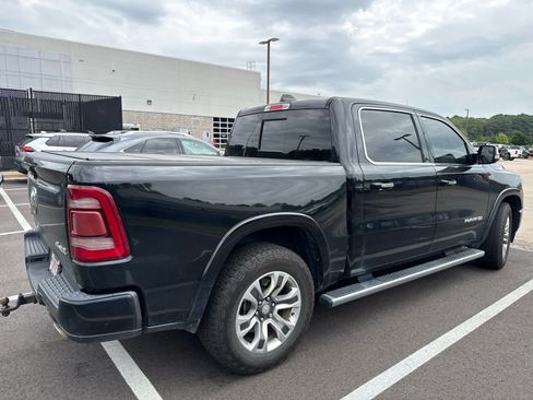 Used 2022 RAM 1500 Limited w/ Body Color Bumper Group AWD/4WD image 3