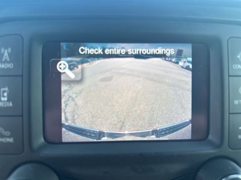 Used 2021 RAM 1500 Big Horn image 25