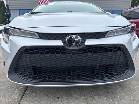 Used 2022 Toyota Corolla LE image 13