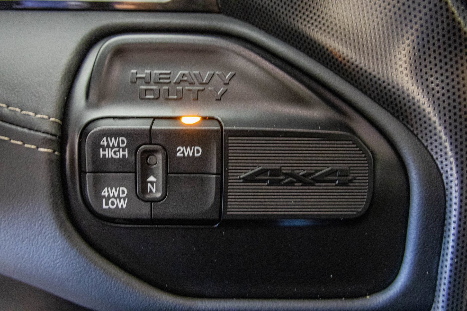 Used 2024 RAM 3500 Limited AWD/4WD image 35
