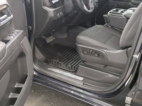 Used 2023 Chevrolet Silverado 1500 LT AWD/4WD image 23