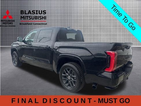 Used 2024 Toyota Tundra Platinum AWD/4WD image 11
