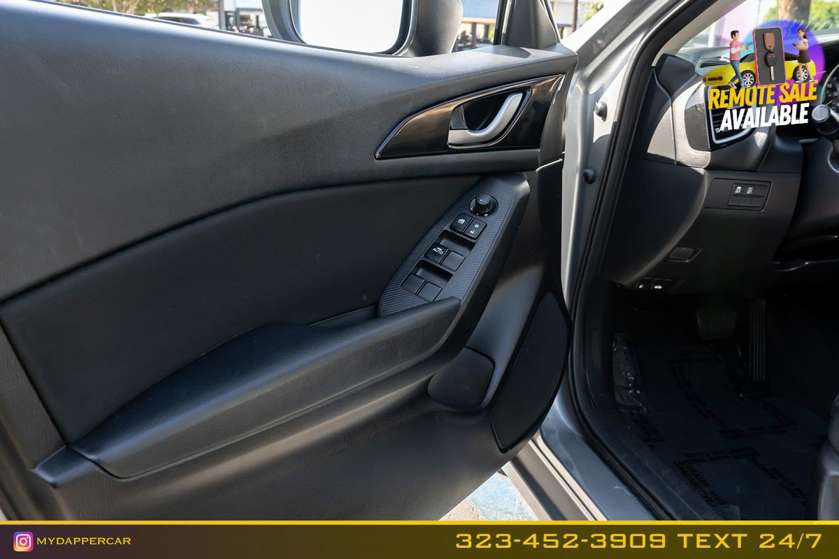 Used 2016 MAZDA MAZDA3 i Sport FWD image 10