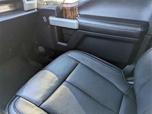 Used 2020 Ford F150 Lariat image 20