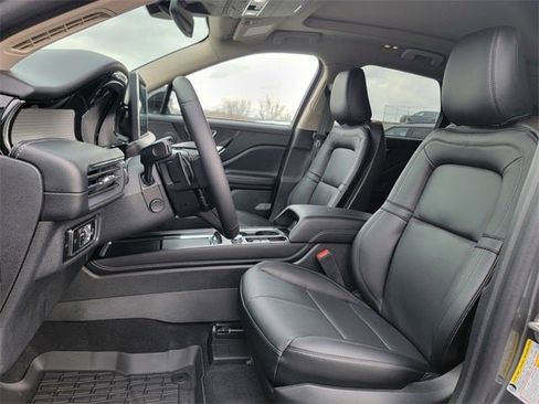 New 2026 Lincoln Corsair Premiere image 19