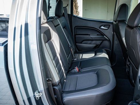 Used 2022 GMC Canyon AT4 image 38