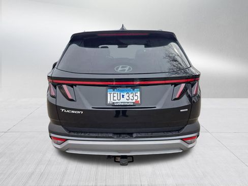 Used 2025 Hyundai Tucson Limited image 4