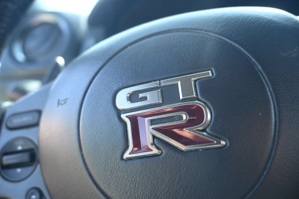 Used 2012 Nissan GT-R Premium AWD/4WD image 17