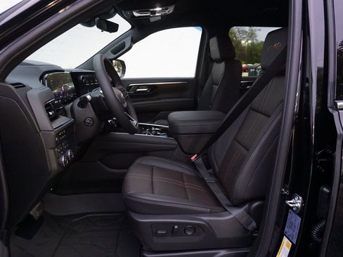 New 2026 Chevrolet Suburban High Country image 10