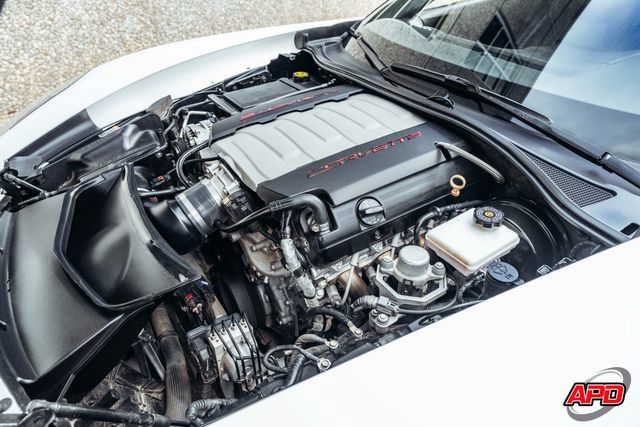 Used 2017 Chevrolet Corvette Stingray Coupe w/ Carbon Flash Badge Package RWD image 28