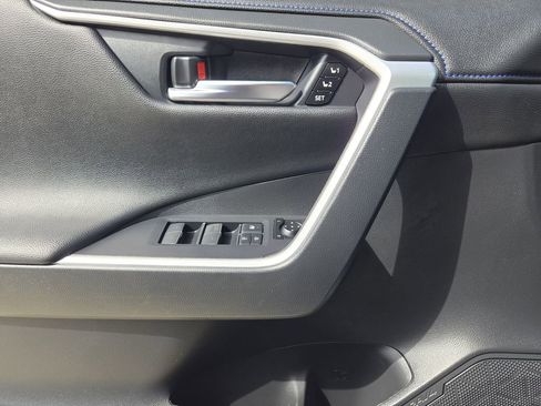 Used 2025 Toyota RAV4 XSE w/ Advanced Technology Package image 25