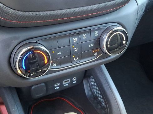 Used 2023 Chevrolet TrailBlazer RS AWD/4WD image 15