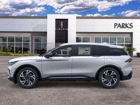 New 2026 Lincoln Nautilus Premier AWD/4WD image 3