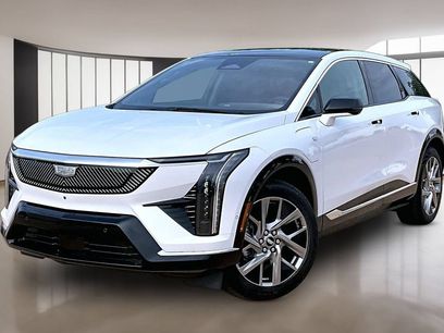 New 2027 Cadillac Optiq Luxury w/ LPO, Floor Liner Package
