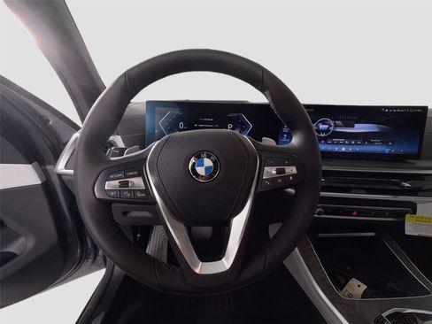 New 2026 BMW X5 xDrive40i w/ Climate Comfort Package AWD/4WD image 11