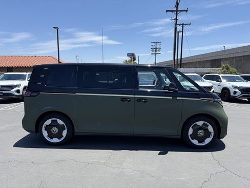 New 2025 Volkswagen ID. Buzz Pro S image 13