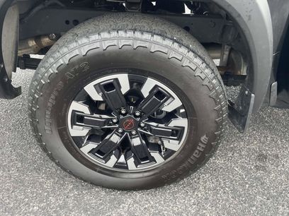Used 2024 Nissan Frontier PRO-4X