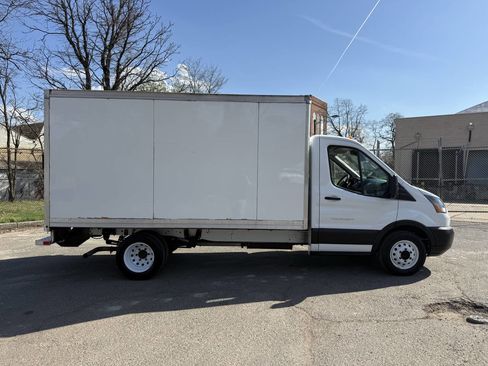 Used 2019 Ford Transit 350 156 DRW image 6