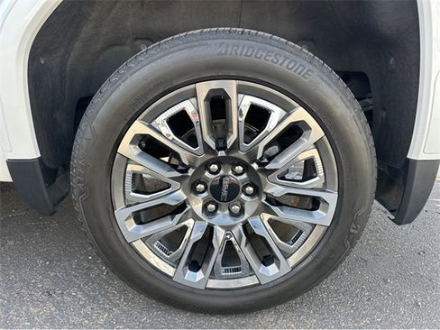 Certified 2024 GMC Sierra 1500 Denali Ultimate image 16