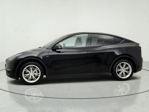 Used 2023 Tesla Model Y Long Range AWD/4WD image 8