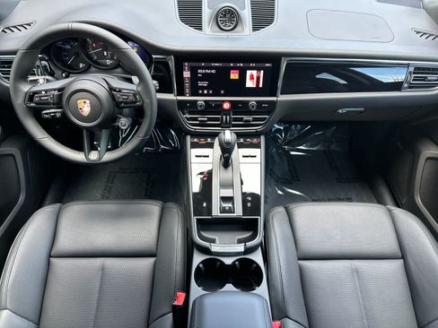 New 2026 Porsche Macan AWD/4WD image 6
