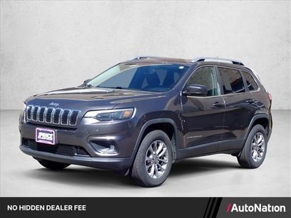 Used 2019 Jeep Cherokee Latitude Plus w/ Comfort/Convenience Group