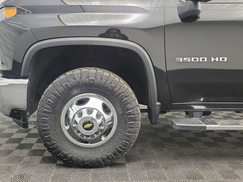 Used 2022 Chevrolet Silverado 3500 LT w/ All Star Edition image 10