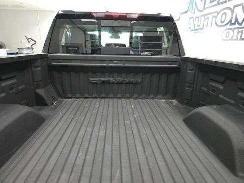 Used 2024 GMC Sierra 1500 Denali AWD/4WD image 8