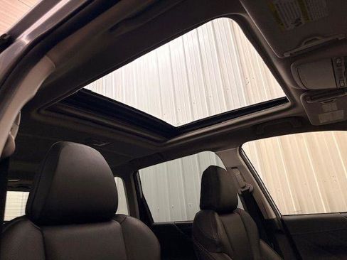 Used 2022 Subaru Forester Limited image 28