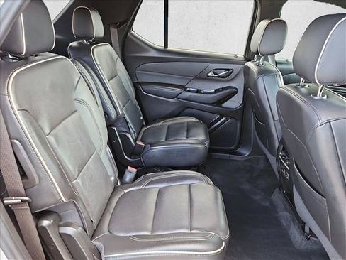 Used 2022 Chevrolet Traverse Premier w/ Redline Edition AWD/4WD image 20