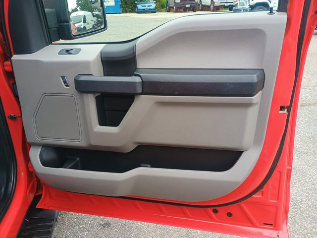 Used 2019 Ford F150 XL w/ Equipment Group 101A Mid AWD/4WD image 13
