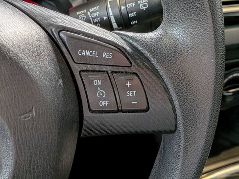 Used 2016 MAZDA MAZDA3 i Sport image 22