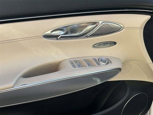 Certified 2022 Genesis GV70 2.5T w/ Select Package image 7