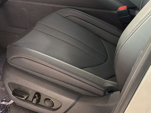 New 2026 Lexus TX 500h AWD image 16