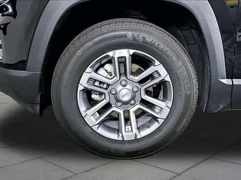 Certified 2026 GMC Terrain Elevation AWD/4WD image 16