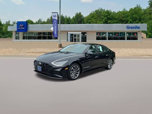 Certified 2023 Hyundai Sonata Limited FWD image 2