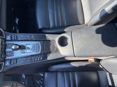 Used 2015 Porsche Panamera AWD/4WD image 14