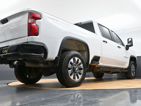 Used 2022 Chevrolet Silverado 2500 Custom w/ Custom Value Package image 48