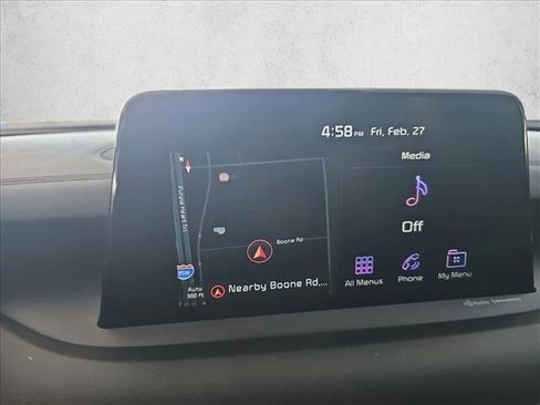 Used 2019 Kia Stinger GT2 image 19