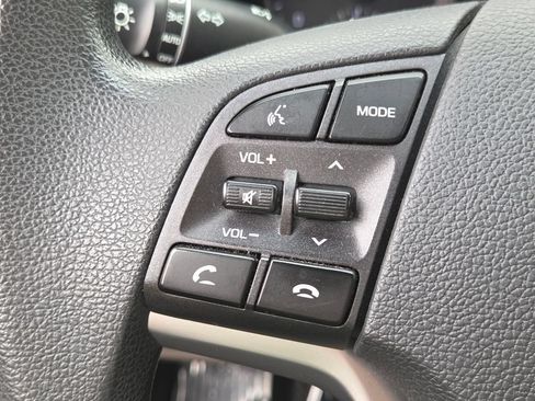 Used 2019 Hyundai Tucson SE FWD image 14
