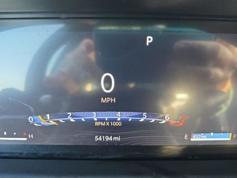 Used 2024 Jeep Grand Cherokee Altitude image 25