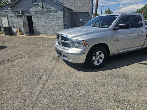 Used 2013 RAM 1500 Classic SLT w/ Remote Start & Security Group RWD image 8