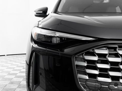 New 2025 Audi Q5 Premium Plus image 10