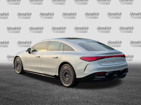 Used 2022 Mercedes-Benz EQS 580 4MATIC Sedan image 8
