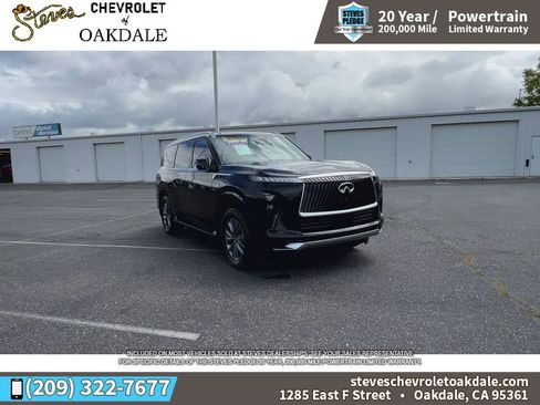 Used 2025 INFINITI QX80 Pure w/ Cargo Package image 3